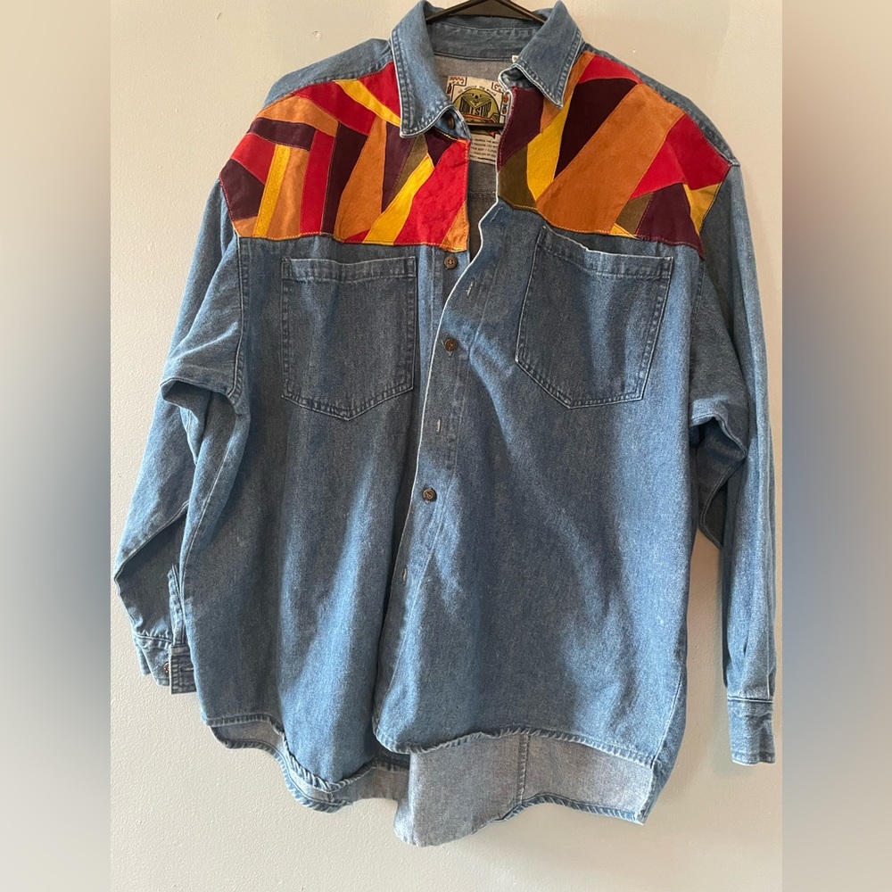 Don’t Stop Brand- 80s Suede Colorblock Denim Jacket. Measures 25 in pit to pit.